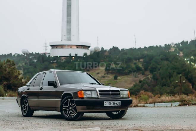 Mercedes 190 1992, 234,000 km - 2.0 l - Bakı