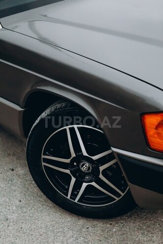 Mercedes 190 1992, 234,000 km - 2.0 l - Bakı