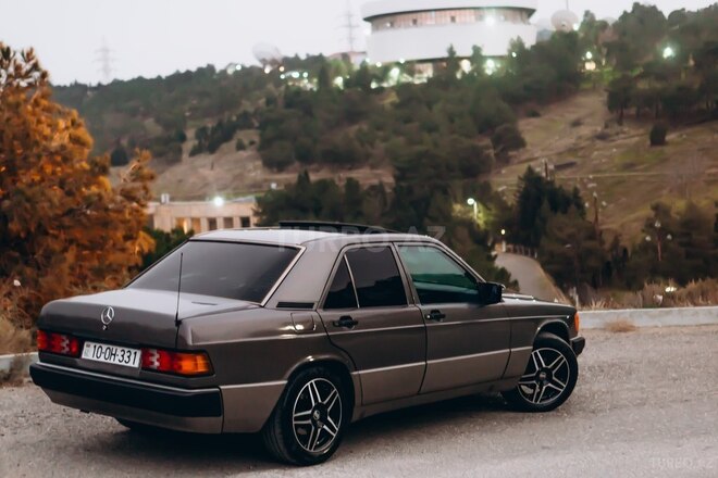 Mercedes 190 1992, 234,000 km - 2.0 l - Bakı