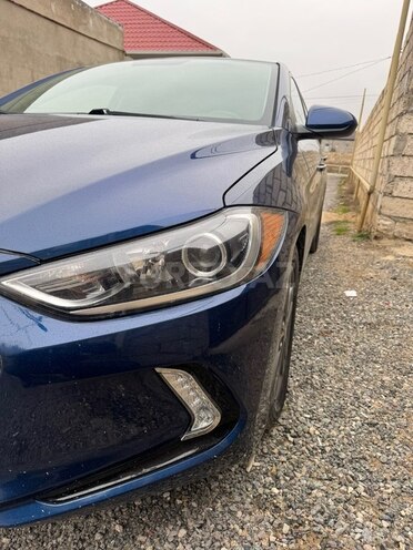 Hyundai Elantra 2017, 93,600 km - 2.0 l - Bakı