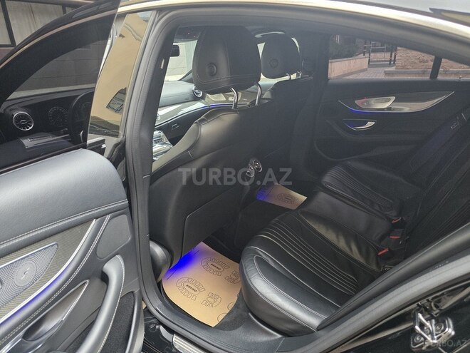 Mercedes CLS 300-8
