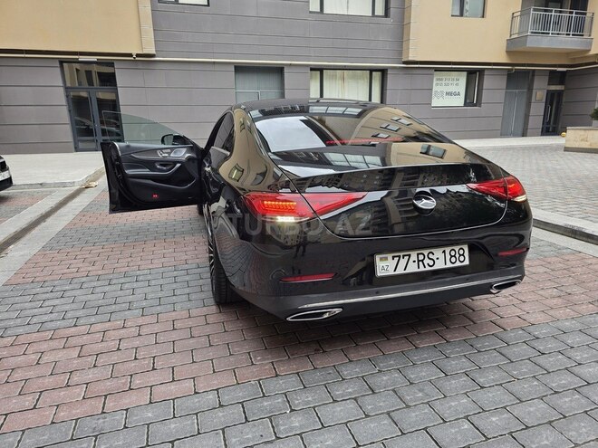 Mercedes CLS 300-3
