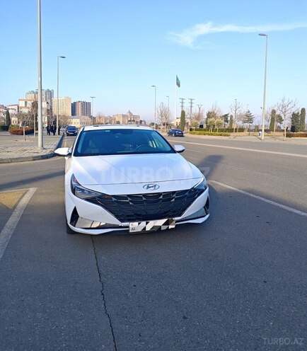 Hyundai Elantra 2022, 68,800 km - 1.6 l - Bakı