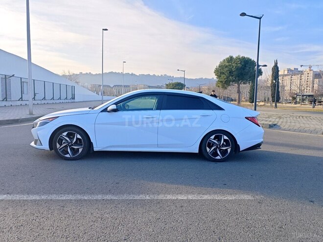 Hyundai Elantra 2022, 68,800 km - 1.6 l - Bakı