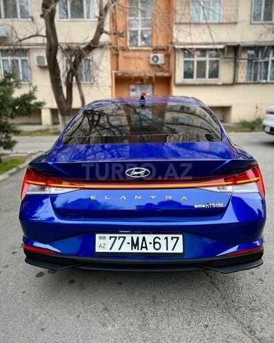 Hyundai Elantra-5