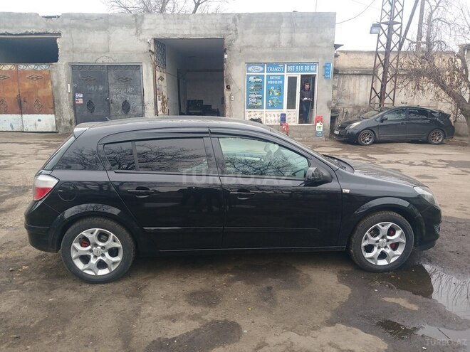 Opel Astra 2009, 365,600 km - 1.4 l - Gəncə