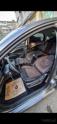 LADA (VAZ) Vesta-10