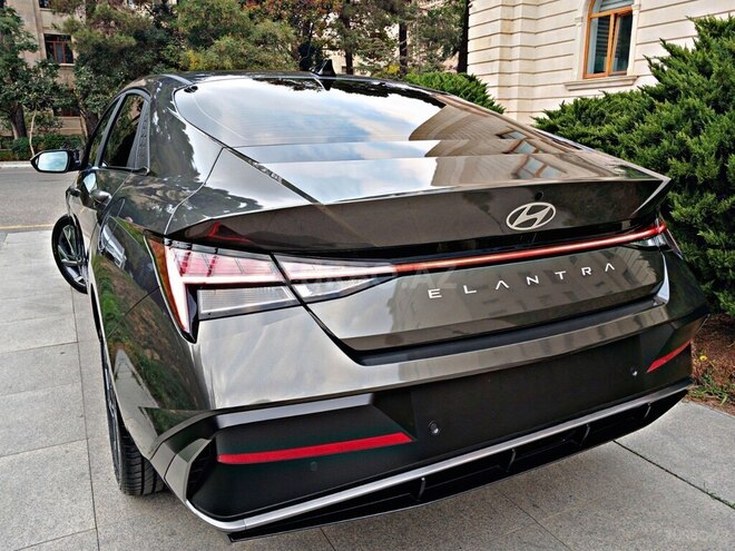 Hyundai Elantra 2024, 18,400 km - 1.6 l - Bakı