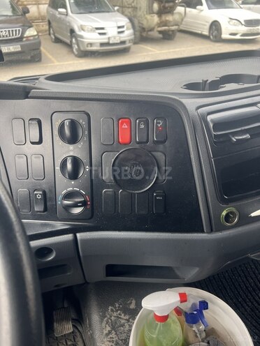 Mercedes Atego 818 2013, 694,500 km - 4.3 l - Bakı