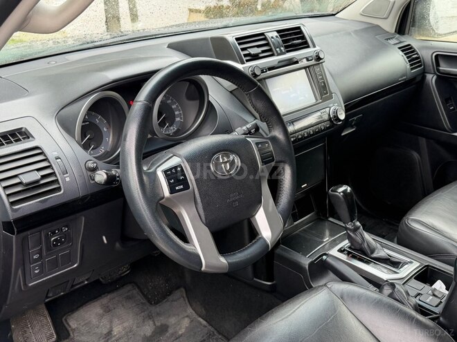 Toyota Land Cruiser Prado 2014, 143,000 km - 2.7 l - Bakı