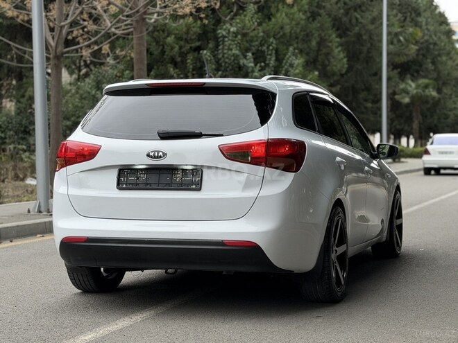 Kia  2012, 240,000 km - 1.4 l - Mingəçevir