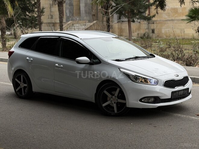 Kia  2012, 240,000 km - 1.4 l - Mingəçevir
