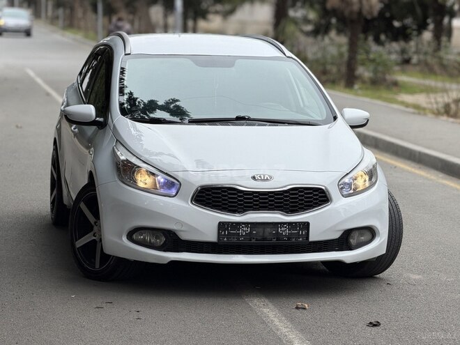 Kia  2012, 240,000 km - 1.4 l - Mingəçevir