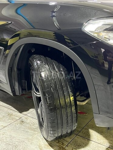 BMW X4-7