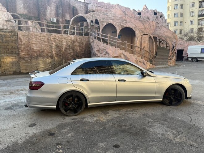Mercedes E 220 2010, 272,000 km - 2.1 l - Bakı
