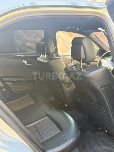 Mercedes E 220 2010, 272,000 km - 2.1 l - Bakı