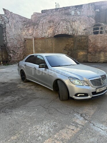 Mercedes E 220 2010, 272,000 km - 2.1 l - Bakı