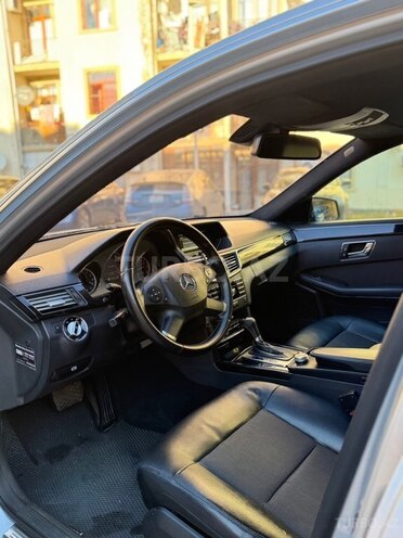 Mercedes E 220 2010, 272,000 km - 2.1 l - Bakı