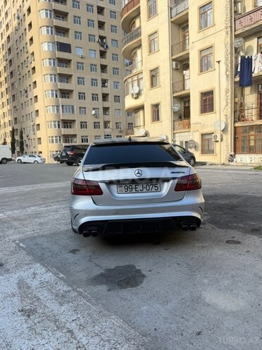 Mercedes E 220 2010, 272,000 km - 2.1 l - Bakı