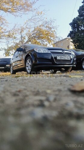 Opel Astra 2009, 365,600 km - 1.4 l - Gəncə