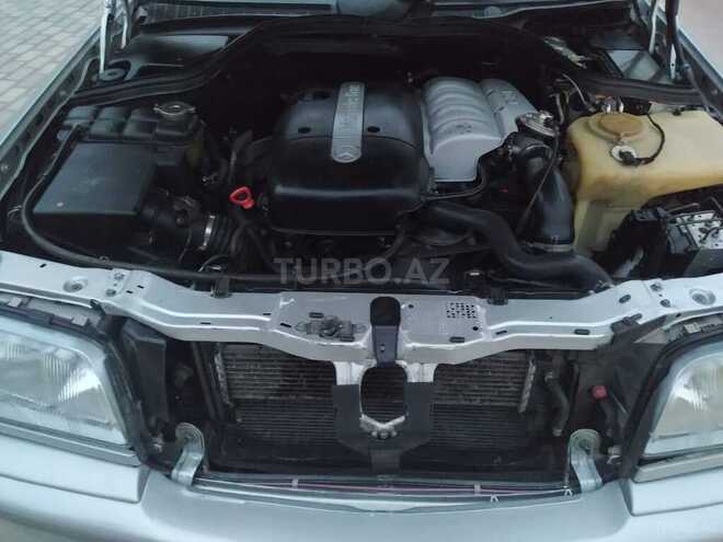 Mercedes C 220 1998, 290,000 km - 2.2 l - Bakı