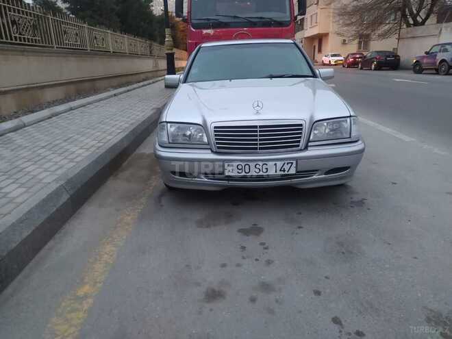 Mercedes C 220 1998, 290,000 km - 2.2 l - Bakı