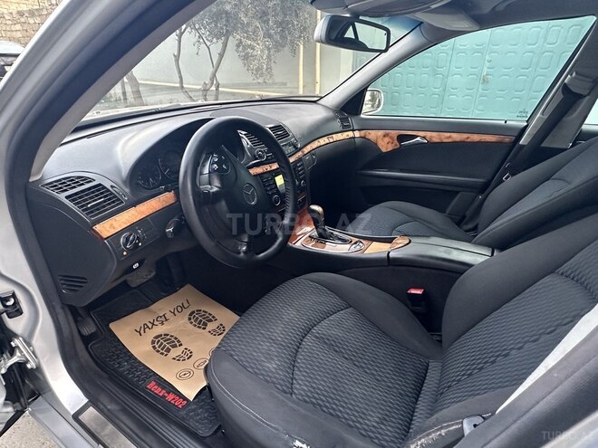 Mercedes E 220 2005, 434,000 km - 2.2 l - Bakı