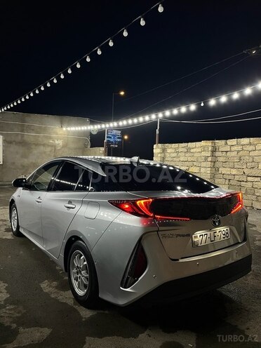 Toyota Prius Prime-7