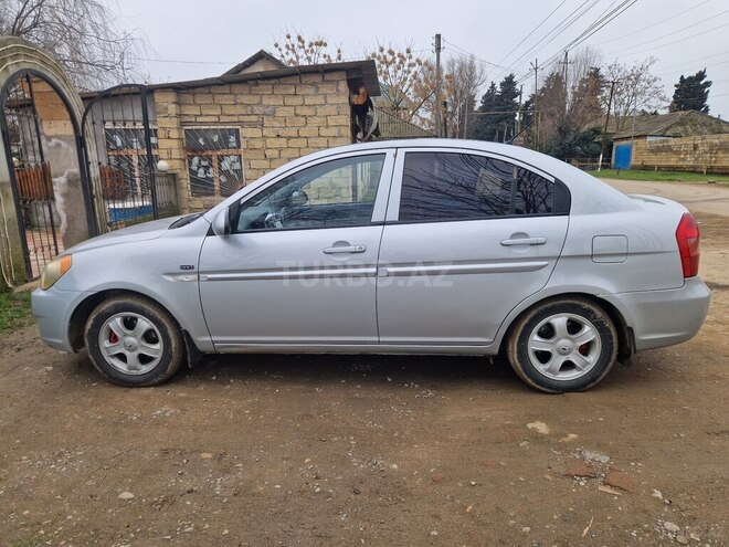 Hyundai Accent 2006, 299,000 km - 1.6 l - Masallı