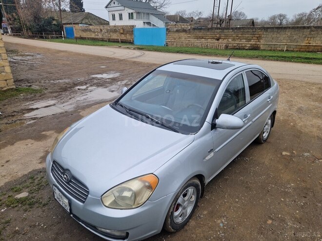 Hyundai Accent 2006, 299,000 km - 1.6 l - Masallı