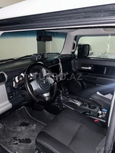 Toyota FJ Cruiser 2008, 148,569 km - 4.0 л - Bakı