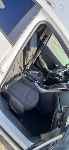 Opel Astra 2011, 488,820 km - 1.4 l - Sumqayıt