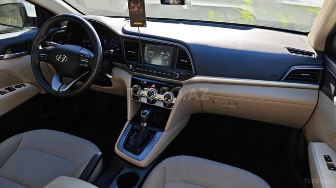 Hyundai Elantra 2019, 88,000 km - 2.0 l - Bakı