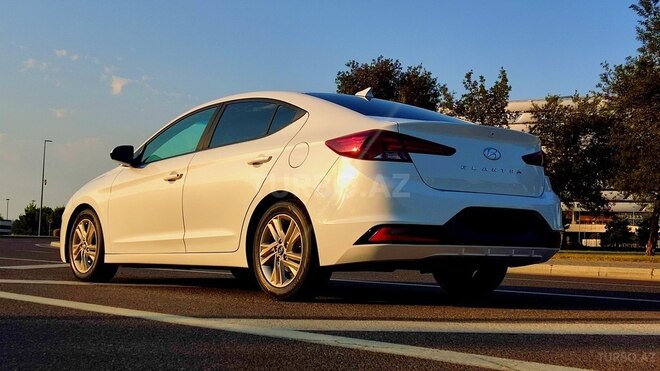 Hyundai Elantra 2019, 88,000 km - 2.0 l - Bakı