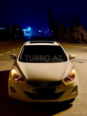 Hyundai Elantra 2011, 269,000 km - 1.6 l - Şirvan