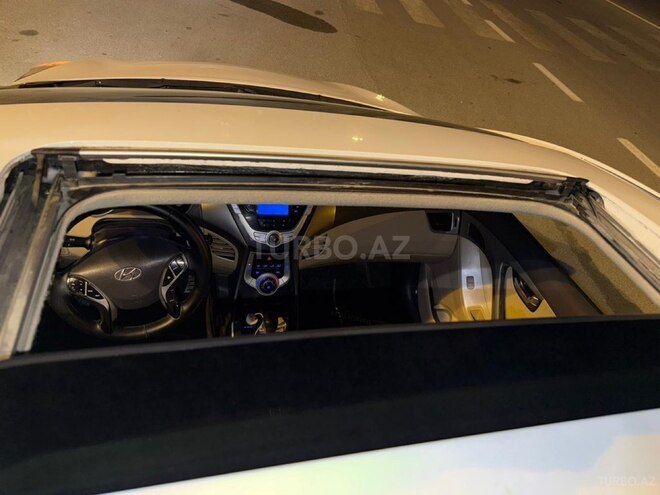 Hyundai Elantra 2011, 269,000 km - 1.6 l - Şirvan