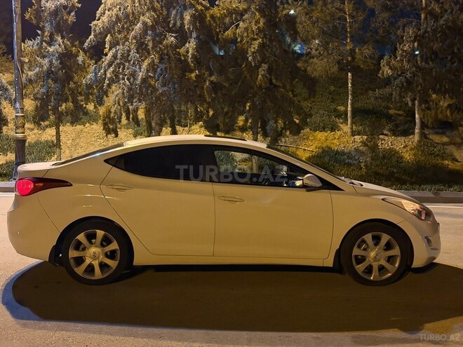 Hyundai Elantra 2011, 269,000 km - 1.6 l - Şirvan
