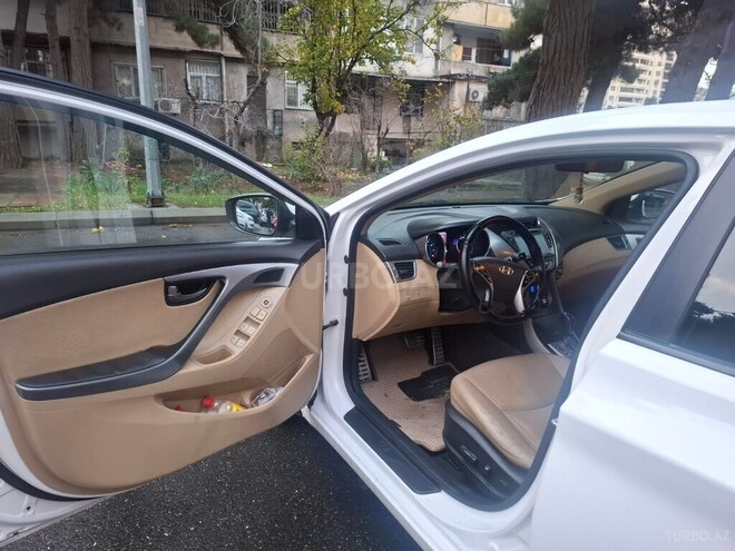 Hyundai Elantra 2013, 238,000 km - 1.6 l - Bakı