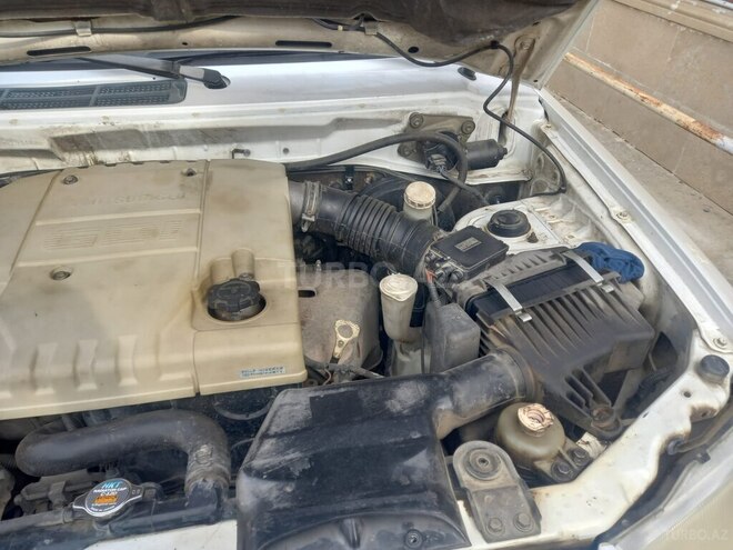 Mitsubishi Pajero io 1998, 258,000 km - 1.8 l - Şirvan