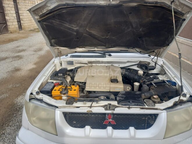 Mitsubishi Pajero io 1998, 258,000 km - 1.8 l - Şirvan