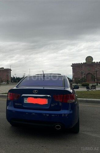 Kia Cerato-5