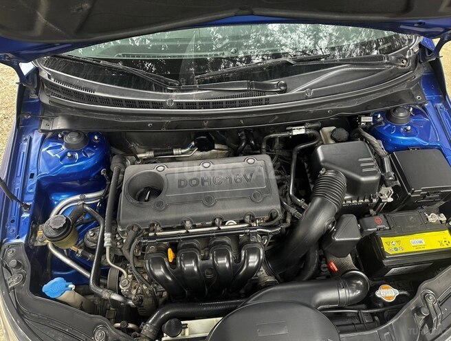 Kia Cerato-12
