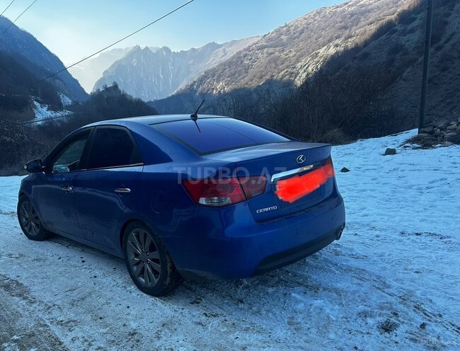 Kia Cerato-7