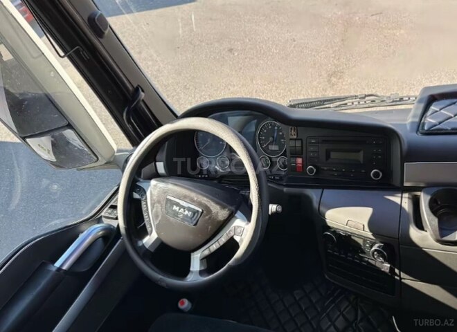 MAN TGX 18.440 2009, 200,000 km - 12.0 l - Bakı