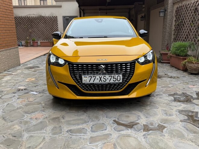 Peugeot 208-1
