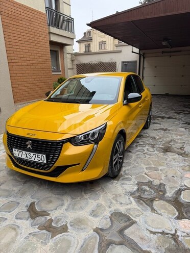 Peugeot 208-3