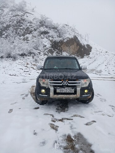 Mitsubishi Pajero 2007, 452,365 km - 3.0 l - Laçın