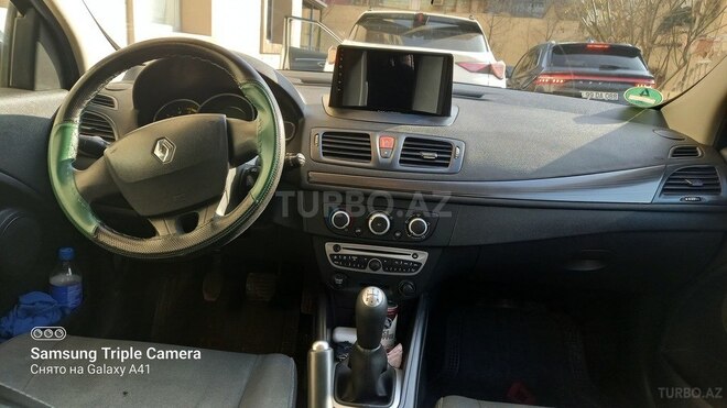 Renault Megane-2