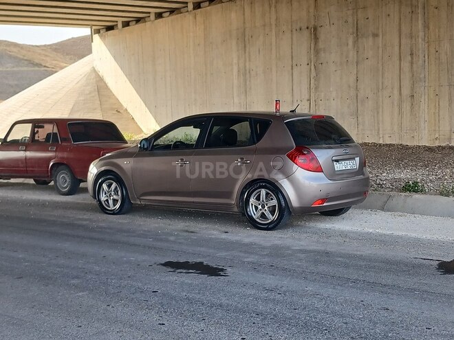 Kia Ceed 2007, 345,000 km - 1.6 л - İmişli