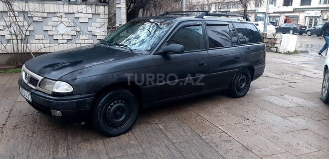 Opel Astra 1997, 198,000 km - 1.8 l - Bakı